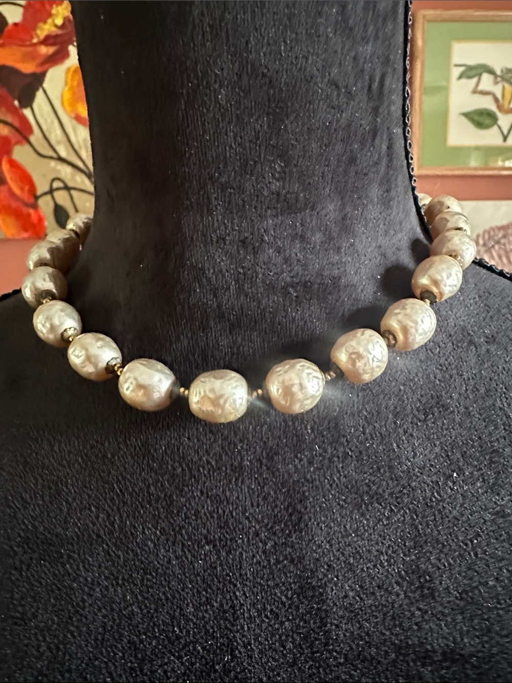 Elegant Pearl-Look Beaded Necklace - Unbranded